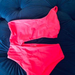 NOIZE One Piece Swimsuit Red Dark Pink Size XL NWOT